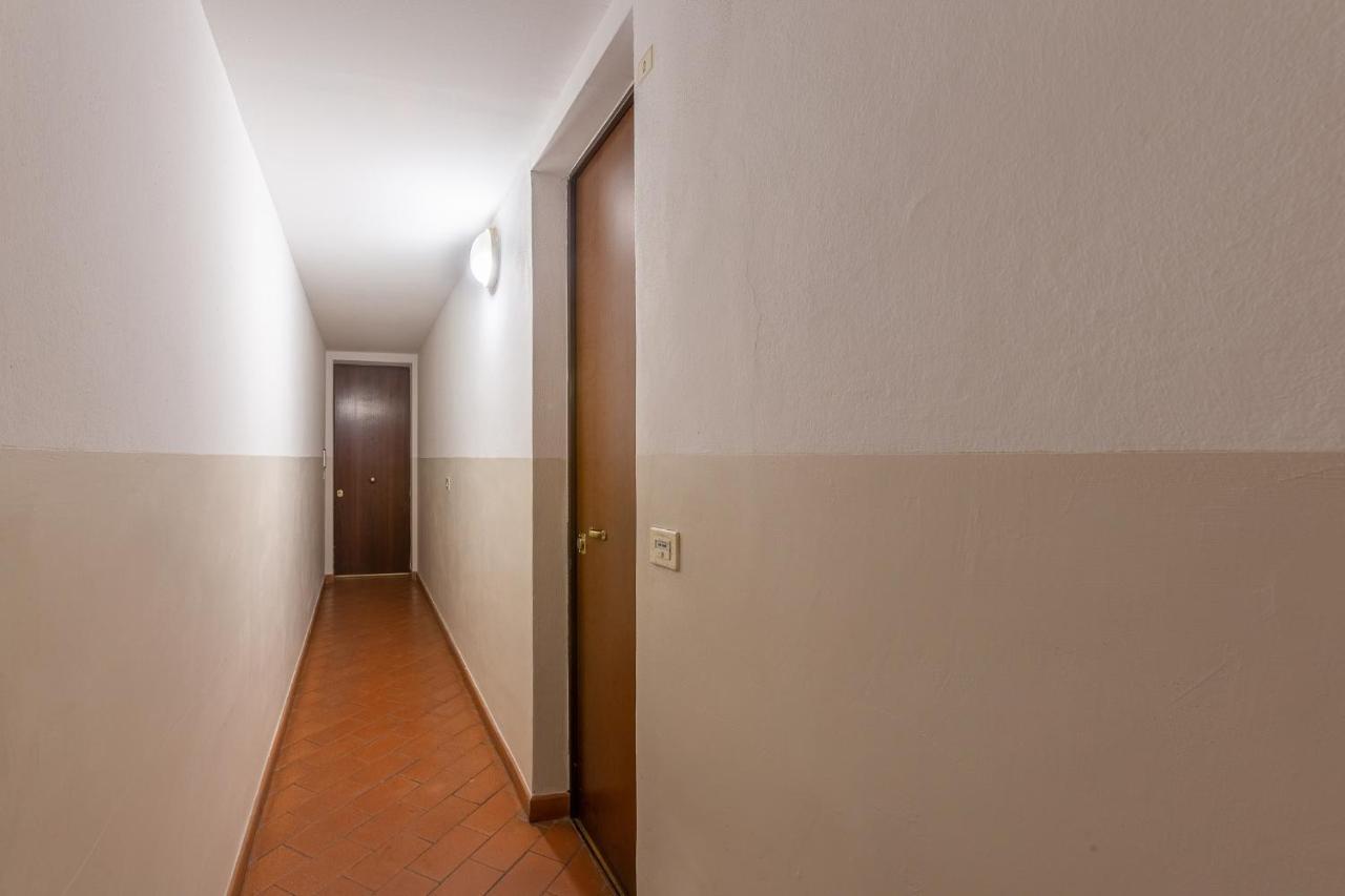 Pleasant Central Apartment With Garden Bologna Exterior photo